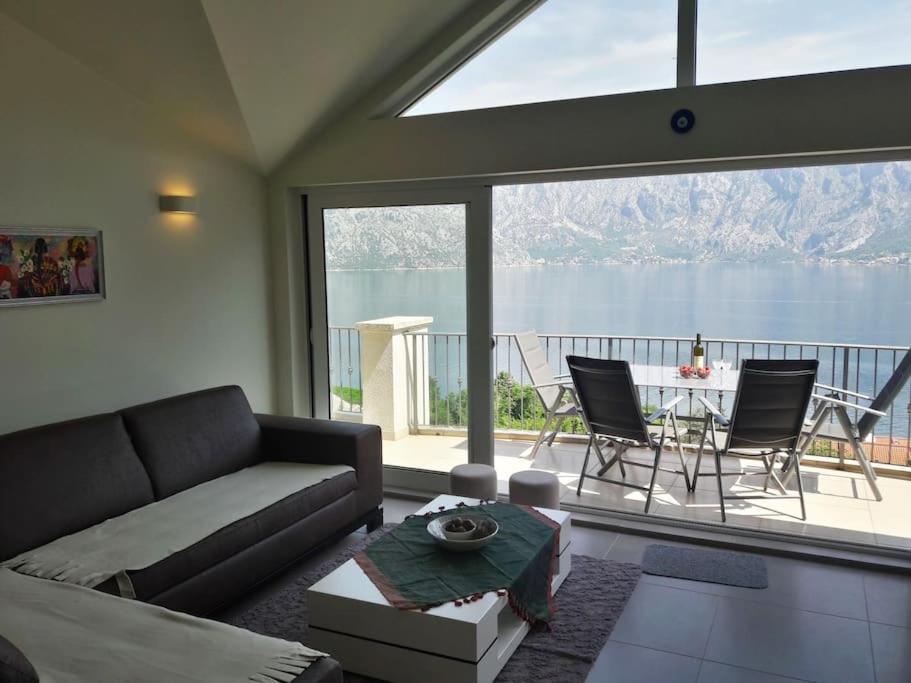 2Br Apartment With Pool Kotor Ngoại thất bức ảnh